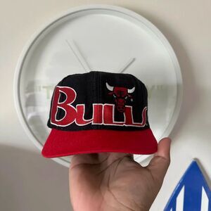 Vintage NBA Chicago Bulls Spellout Graffiti Snapback Hat